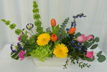 Color It Springtime from local Myrtle Beach florist, Bright & Beautiful Flowers