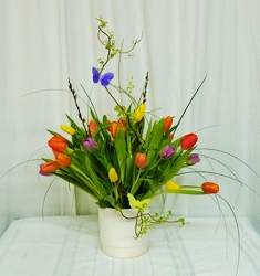 Spring Delight from local Myrtle Beach florist, Bright & Beautiful Flowers