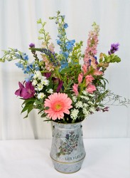 Les Fleurs from local Myrtle Beach florist, Bright & Beautiful Flowers