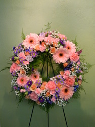 Circle of Love from local Myrtle Beach florist, Bright & Beautiful Flowers