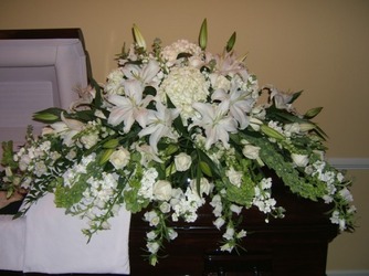 Classic White from local Myrtle Beach florist, Bright & Beautiful Flowers