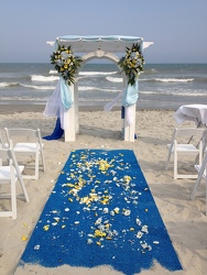 Beach Venue 11 with Archway from local Myrtle Beach florist, Bright & Beautiful Flowers