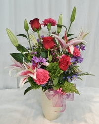A Touch of Elegance from local Myrtle Beach florist, Bright & Beautiful Flowers