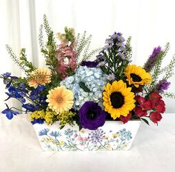 Garden Serenade from local Myrtle Beach florist, Bright & Beautiful Flowers
