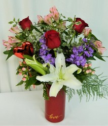 Sentimental Lady from local Myrtle Beach florist, Bright & Beautiful Flowers