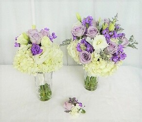 Purple and white roses and hydrangeas from local Myrtle Beach florist, Bright & Beautiful Flowers