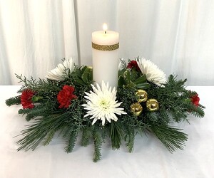 Candle Delight from local Myrtle Beach florist, Bright & Beautiful Flowers