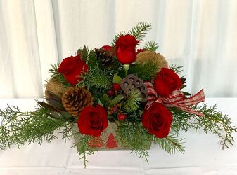 Rustic Christmas Roses from local Myrtle Beach florist, Bright & Beautiful Flowers
