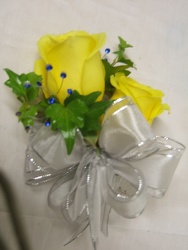 Yellow Roses with silver accents from local Myrtle Beach florist, Bright & Beautiful Flowers