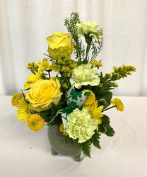 Wee Bit of the Irish from local Myrtle Beach florist, Bright & Beautiful Flowers