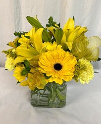 Glorious Sunrise from local Myrtle Beach florist, Bright & Beautiful Flowers
