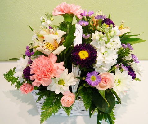 Bright And Beautiful Flowers Flower In Myrtle Beach Springtime Basket From Local Myrtle Beach Florist Bright Beautiful Flowers Click Here For Larger Image