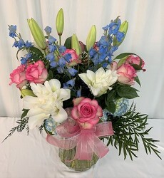 Southern Elegance from local Myrtle Beach florist, Bright & Beautiful Flowers