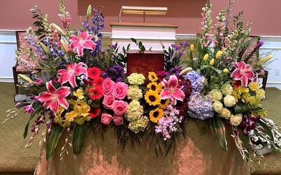 Morning Has Broken Tablescape from local Myrtle Beach florist, Bright & Beautiful Flowers
