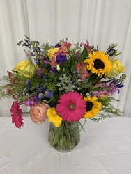 Sunshine and Smiles from local Myrtle Beach florist, Bright & Beautiful Flowers