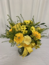 Buttercup Blooms from local Myrtle Beach florist, Bright & Beautiful Flowers