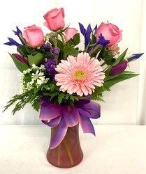 Soft Embrace from local Myrtle Beach florist, Bright & Beautiful Flowers