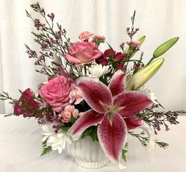 Mom, You're a Star! from local Myrtle Beach florist, Bright & Beautiful Flowers